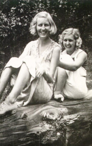 Mother with her daughter Ruth (Glena and Sabrina's grandmother) - the photo that inspired the "My Mother My Friend" Pick Up Sticks charm